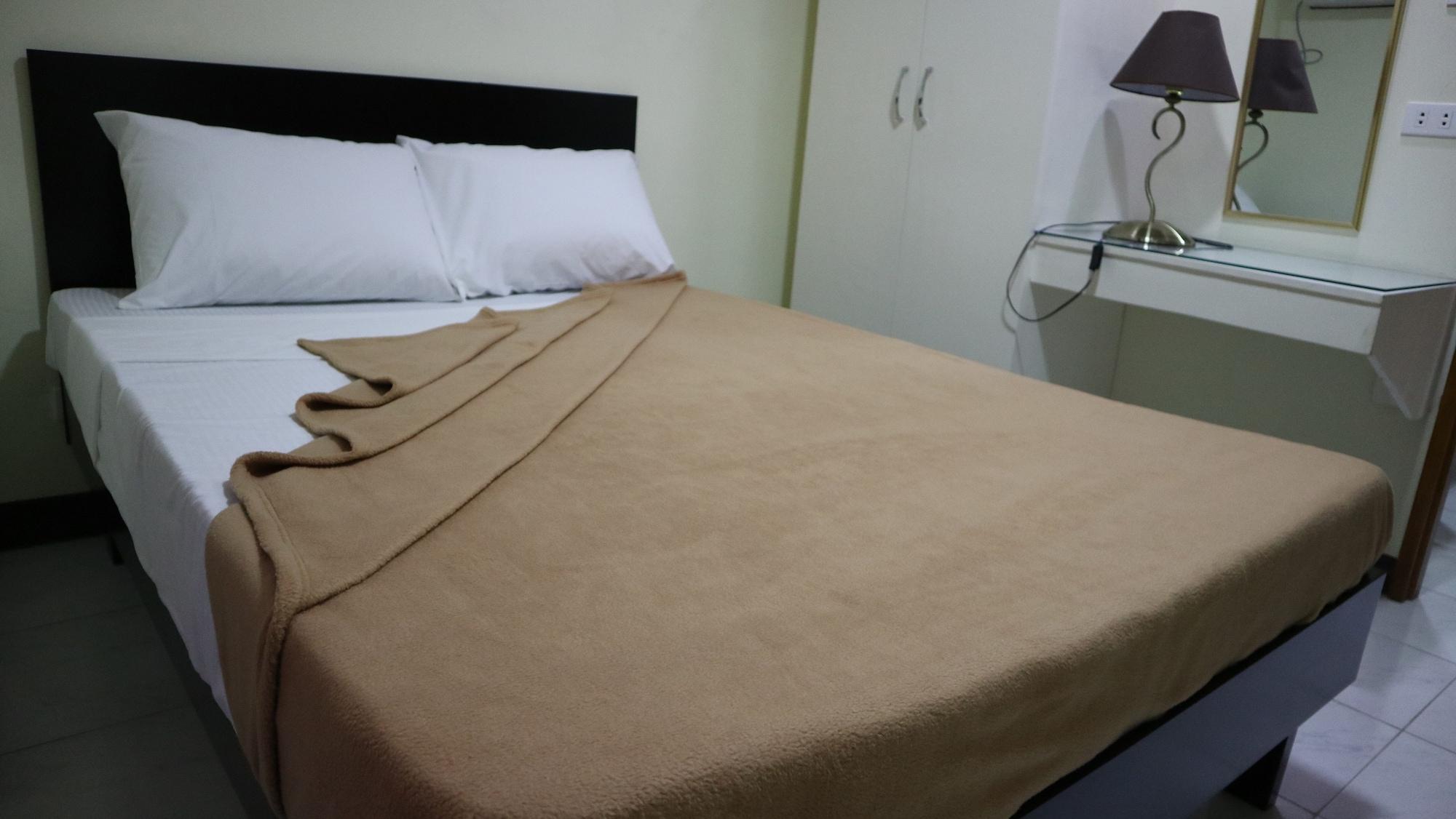 Doniti Suites And Events Place Mandaluyong Exterior foto