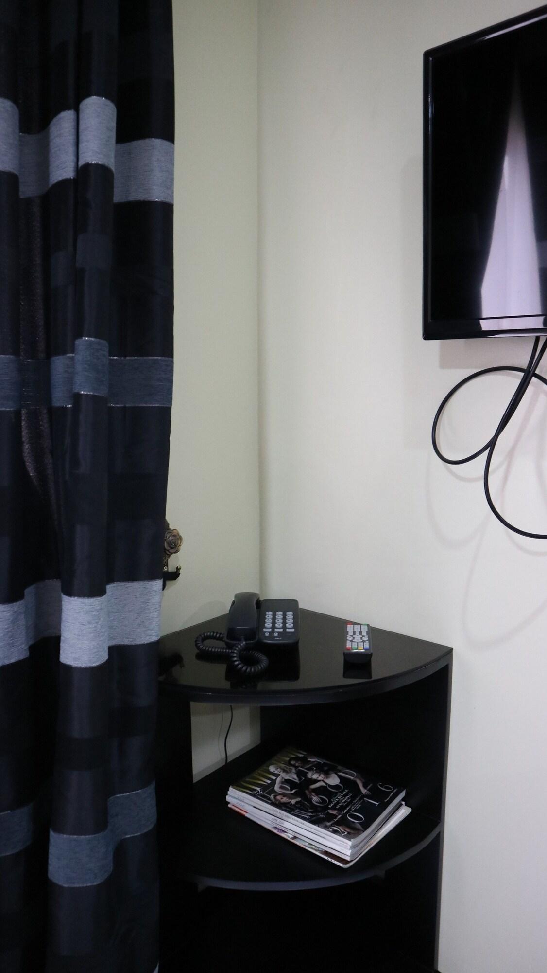 Doniti Suites And Events Place Mandaluyong Exterior foto